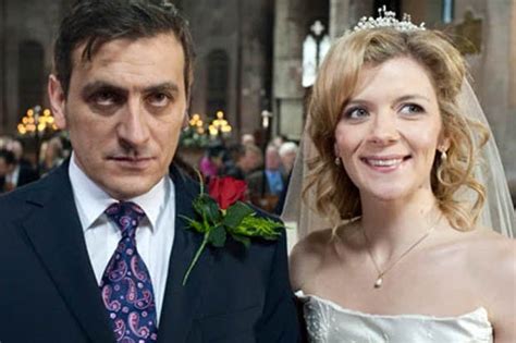 Coronation Street shock: Is Peter Barlow the father of Leanne's baby ...