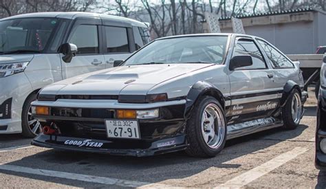 8 Reasons Why You Should Buy The Toyota Corolla AE86 - JDM Export