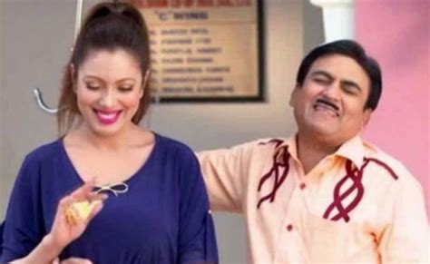 Cute Unseen Romantic Moments Of Jethalal And Babita From Taarak Mehta ...