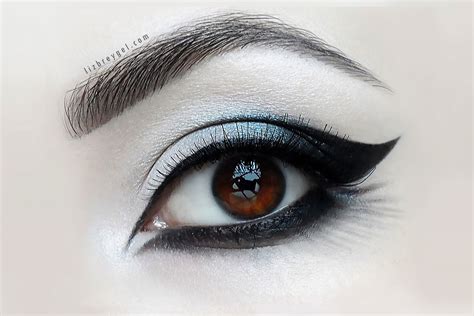 How to Create a Stunning Goth Eye Look? | Step-by-Step Makeup Tutorial ...