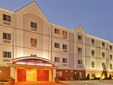 Extended Stay Clarksville, TN Hotel | Candlewood Suites Clarksville