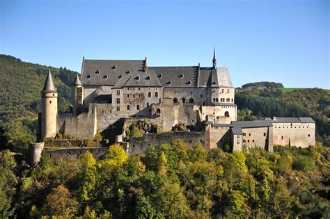 Merlin and Rebecca: Castle Hunting: Vianden Castle (part II)