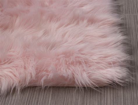 Plush & Soft Faux Fur Shag Area Rug | Faux fur area rug, Pink fur rug ...