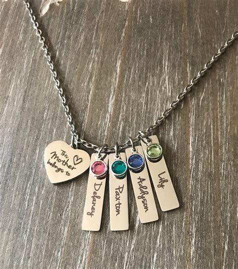 Mother Name Necklace / 1 2 3 4 5 6 Names birthstones, Mom jewelry ...