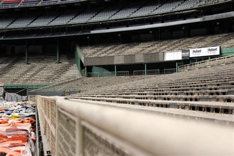 Take a Glimpse At The Eerie Interior of Houston's Astrodome | Kinder ...