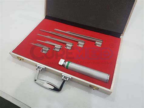 Miller Conventional Laryngoscope Set - CureMed International