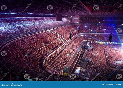 Large Crowd Of People Watching Concert Royalty Free Stock Images ...