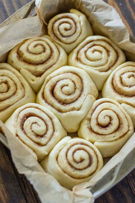 Quick 45 Minute Cinnamon Rolls | The Recipe Critic