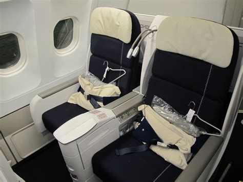 Air France Business Class Paris to Mauritius - Flight Review