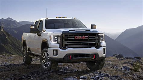 2020 GMC Sierra HD Looks Predictable, Comes With Lots Of Tech ...