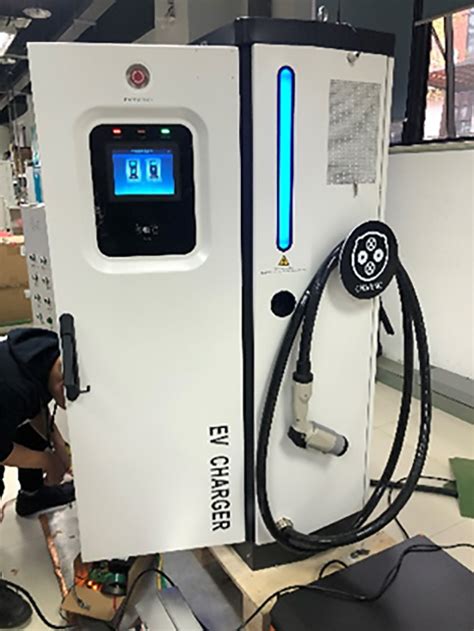 60 KW DC EV Fast Charger With Two CCS Plugs , DC Electric Car Charging ...