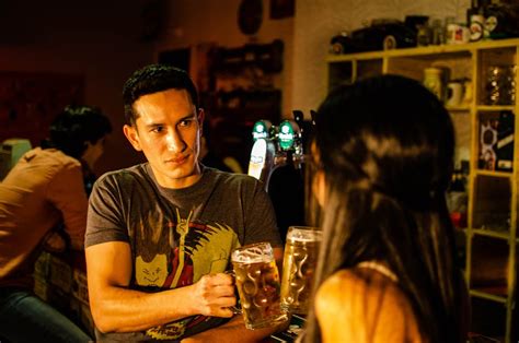 People Drinking Beer at Bar · Free Stock Photo