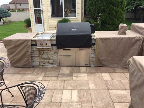 Custom Grill Covers, Hand Made BBQ Table | Creative Covers Inc.