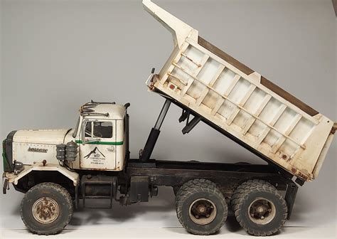 Autocar Dump Truck - Model Trucks: Big Rigs and Heavy Equipment - Model ...