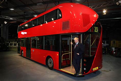 Wrightbus Double-Decker Unveiled in London - autoevolution