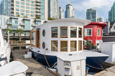 Cute Houseboat Provides Affordable Living With A Unique Twist