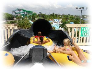 Why We Love Sun Splash Water Park (And You Should, Too!)