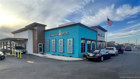 Hawaiian Bros expands into the St. Louis region with three new stores ...