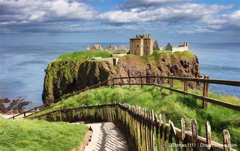 The Grim History of Dunnottar Castle - Dreamstime