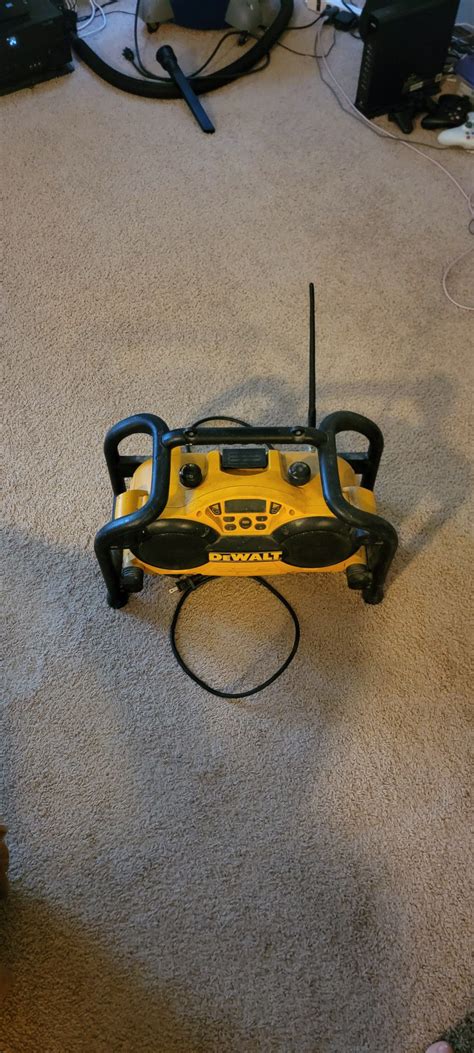 Dewalt Radio/charger 18v Xrp for Sale in Kent, WA - OfferUp