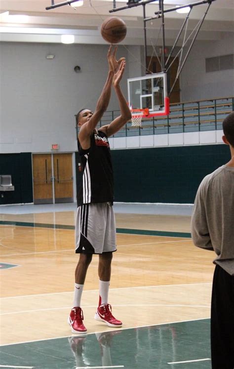 Giannis Antetokounmpo Workout - 8/1/13 Photo Gallery | NBA.com