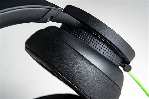 Xbox Stereo Headset review: affordable, wired, and works well - The Verge