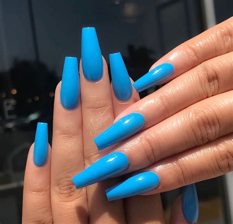 30 Trendy Summer Nail Colors and Designs to Wear This Season | Blue ...