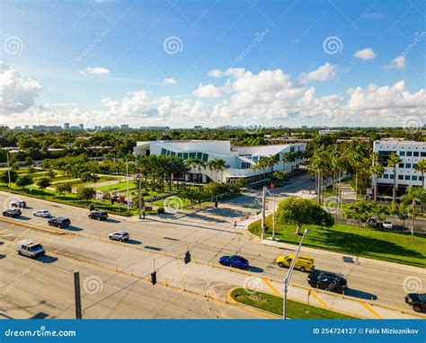 Pompano Beach Library and Cultural Center Editorial Photography - Image ...