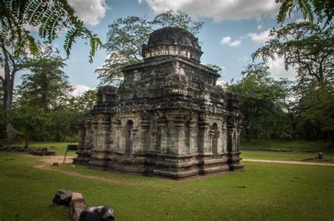 10 Must-See Things In The Ancient City Polonnaruwa