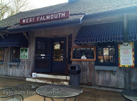 Falmouth Colors: West Falmouth Market - Falmouth Colors