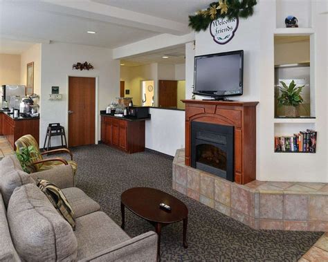 Comfort Inn & Suites Riverton, WY - See Discounts