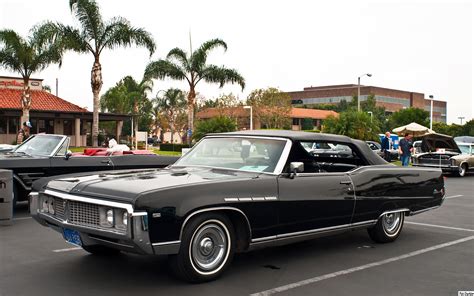 Buick Electra 225 - Information and photos - MOMENTcar