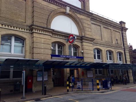 Putney Bridge Underground Station | Putney bridge, Putney, Underground