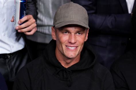 Tom Brady attends Jon Jones fight at UFC 285 in Las Vegas | Total News