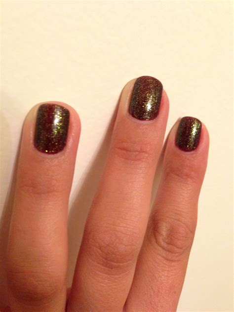 Eggplant with green glitter gel nails | Glitter gel, Glitter gel nails ...