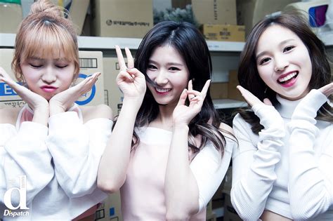 [J-Trinity] Momo, Sana & Mina : r/twice