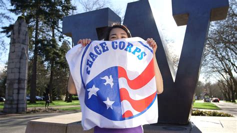 University of Washington produces the most Peace Corps volunteers for ...