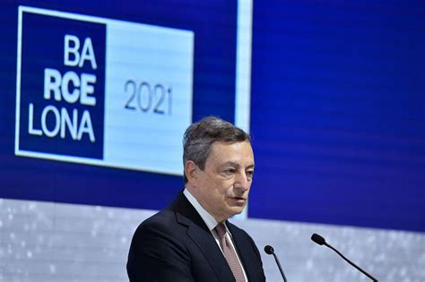 Italy's Mario Draghi Calls For More Stimulus to Exceed Pre-Covid Growth ...