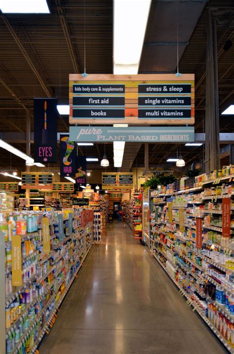 Supermarket Aisle Design