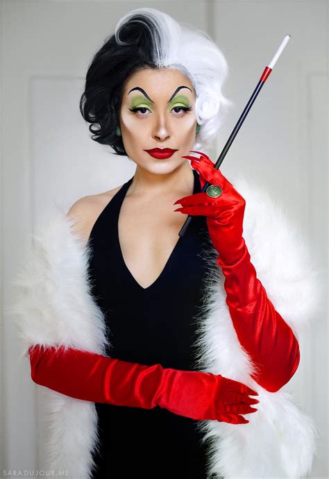 Cruella de Vil Cosplay + Makeup Transformation | Cruella costume ...