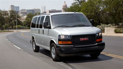 2021 Chevrolet Express Passenger Van - Specs, Interior Redesign Release ...