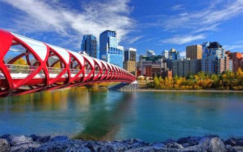 Tourist Attractions in Calgary - Welcome to Cow Town