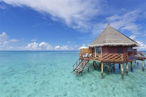 Angaga Island Resort and Spa | Moodhu.com