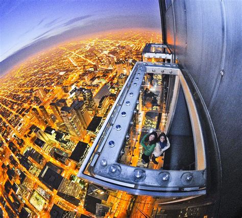 Willis Tower Ledge Facts and Information | Skydeck Chicago