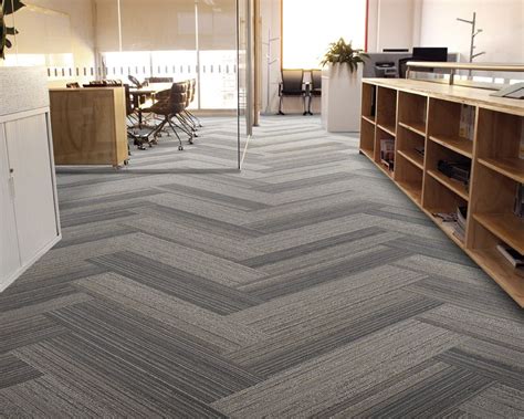 Flooring Herringbone Tile Pattern - Seven Trust