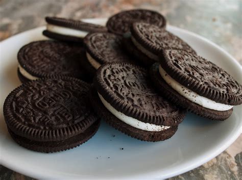 Cheeseburger Oreos Don't Actually Exist, Thank Goodness, But We Wish ...