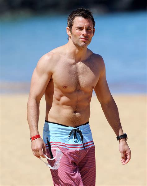 James Marsden's Hawaiian Getaway | The 21 Sexiest Shirtless Moments ...