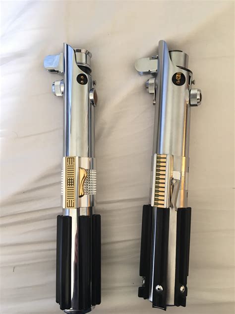 Graflex or Skinnyflex? Discuss : r/lightsabers