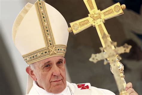 Why Is The Pope’s Mitre Shaped Like A Fish? - The Event Chronicle