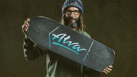 Tony Alva Bio[2024 Update]: Godfather of Modern Skateboard- Players Bio